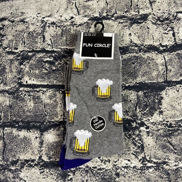 Fun Circle Men's Gray Beer Stein Sox size 10-13 Crew Socks 1 Pair Shoe sz 6-12 - Picture 1 of 6